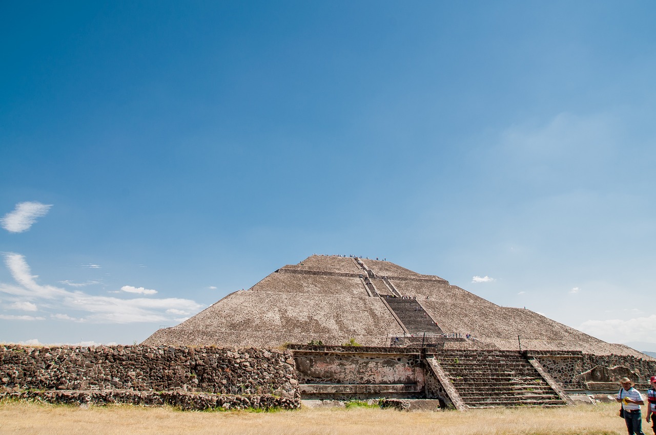 The Enigma of the Lost City of Teotihuacan